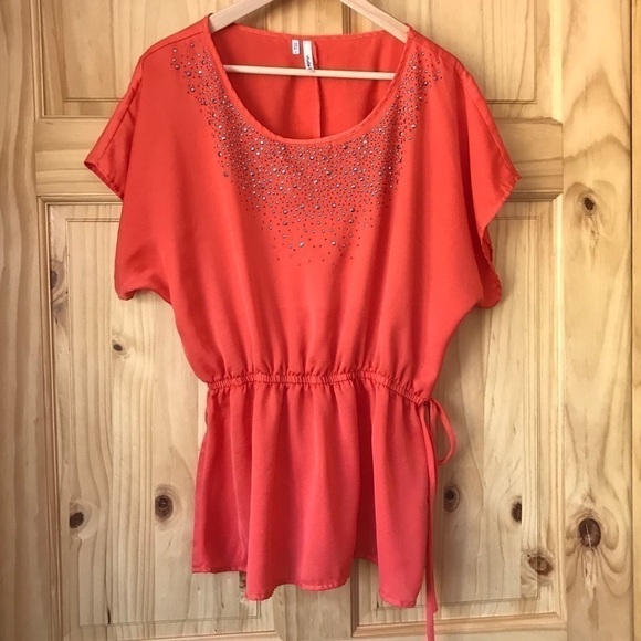 STUDIO Y coral studded tie waist tunic top size large - Picture 3 of 10